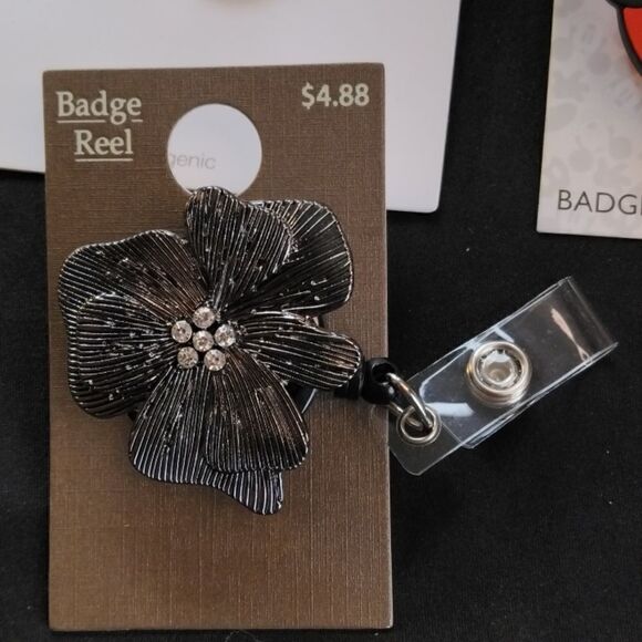 Women's Badge Reel & Earings Lot - Picture 3 of 4